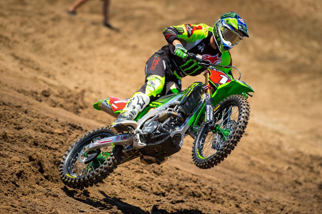 eli tomac alpinestars gear