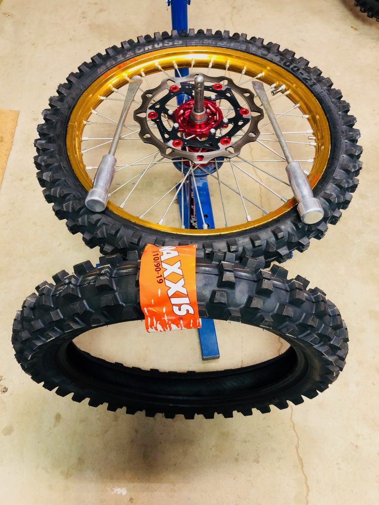 maxxis tires dirt bike