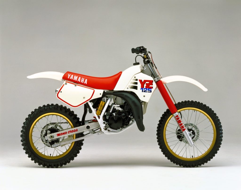“Maxxis Tires” – Classic Steel #190 “1987 Yamaha YZ125” – PulpMX